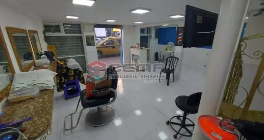 Ponto comercial com 1 sala à venda na Rua Ubaldino do Amaral, Centro, Rio de Janeiro