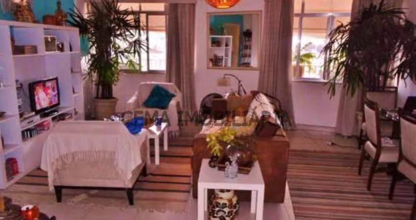 Apartamento com 3 quartos à venda na Rua Marquês de Pombal, Centro, Rio de Janeiro