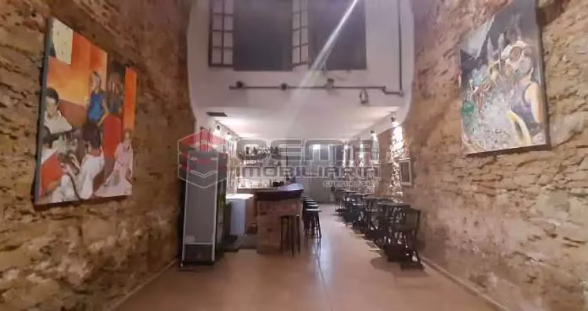 Casa com 2 quartos à venda na Rua Morais e Vale, Centro, Rio de Janeiro