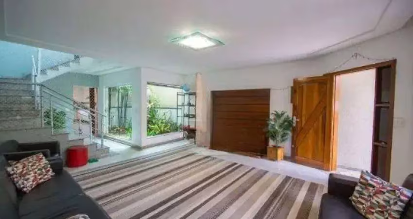 Sobrado com 3 dormitórios à venda, 398 m² por R$ 1.599.000,96 - Vila Floresta - Santo André/SP