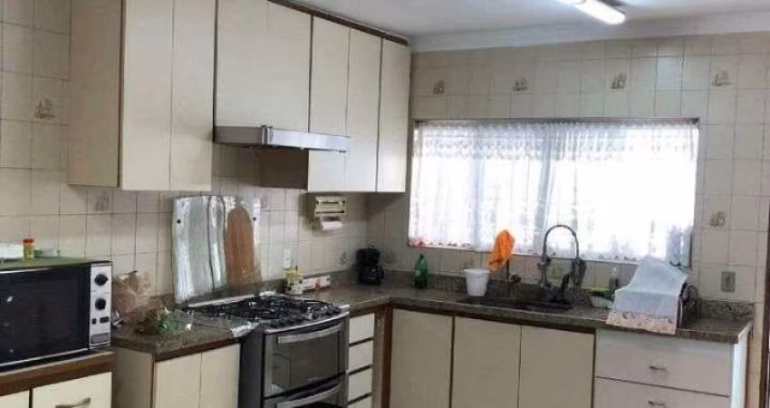 Sobrado com 3 dormitórios à venda, 195 m² por R$ 600.000,00 - Silveira - Santo André/SP