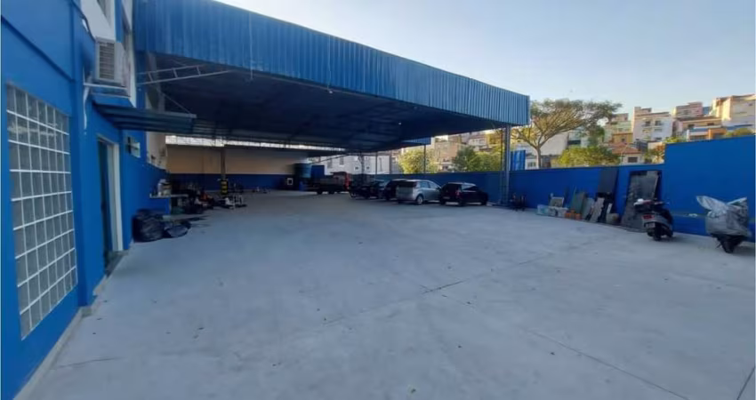 Galpão à venda, 2000 m² por R$ 6.890.000 - Bangu - Santo André/SP