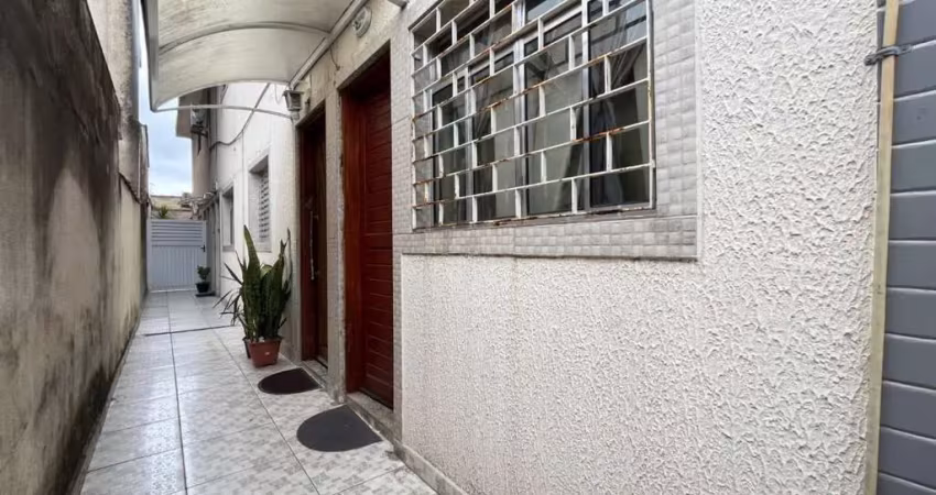 Casa sobreposta para venda em são vicente, vila jockei clube, 2 dormitórios, 1 banheiro, 1 vaga