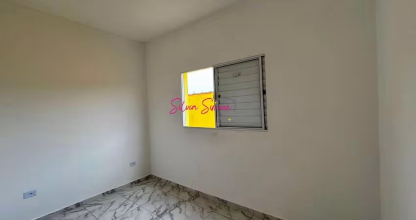Casa Sobreposta para Venda em Itanhaém, Jardim Magalhães, 2 dormitórios, 1 banheiro, 1 vaga