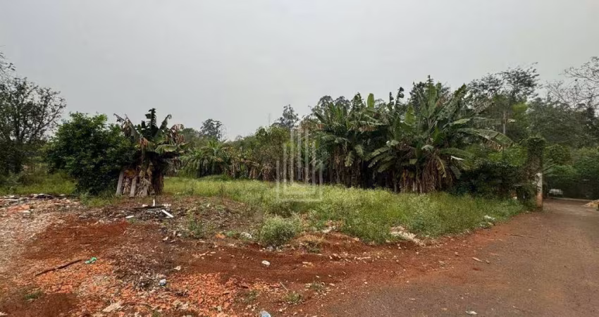 Terreno à venda no bairro Vila Carimã em Foz do Iguaçu.