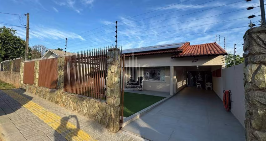 CASA COM PISCINA PARA LOCAÇÃO NO BAIRRO PARQUE OURO VERDE EM FOZ DO IGUAÇU