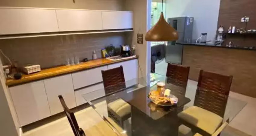 Sobrado em condomínio fechado para venda, 3 quarto(s),  Bairro Village Flamboyant, Cuiabá - SO5622
