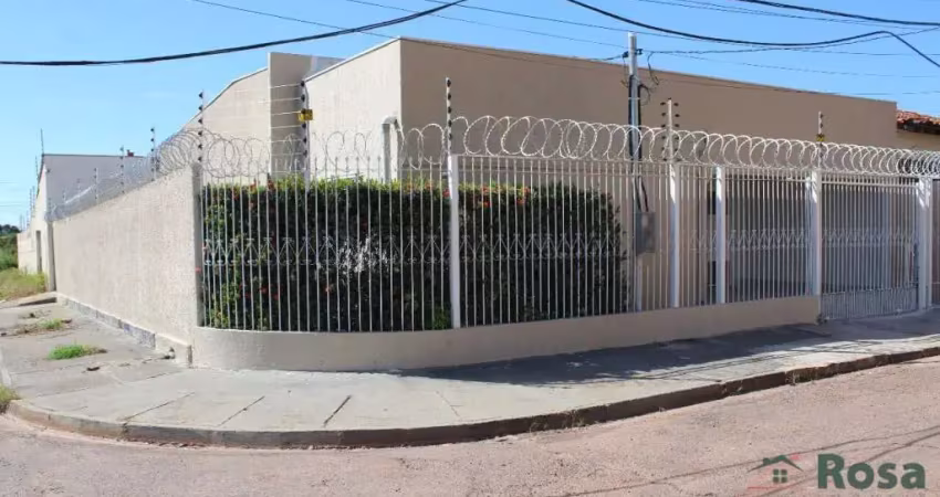 Casa com 3 quartos à venda na Avenida Djalma Ferreira de Souza, 98, Morada do Ouro, Cuiabá