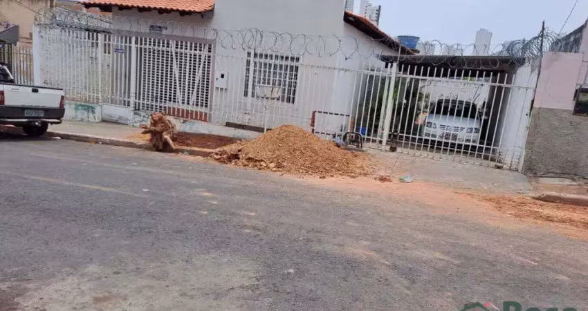 Casa com 3 quartos à venda na Rua Lobivar de Matos, 108, Goiabeiras, Cuiabá