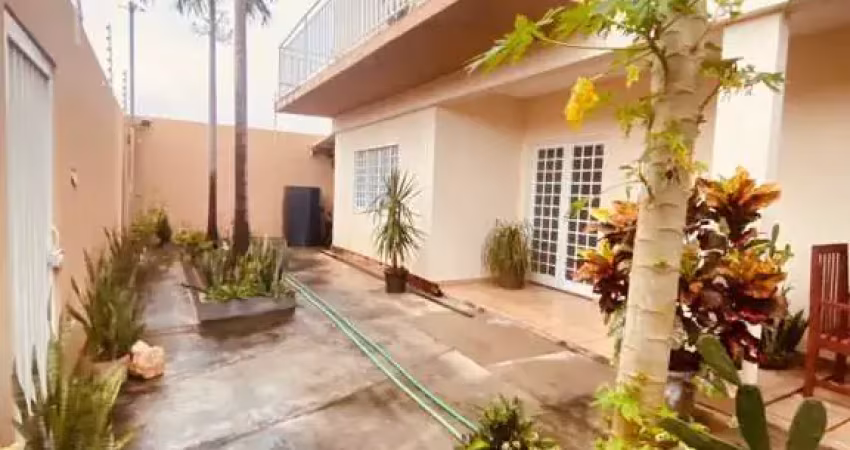 Sobrado para venda, 3 quarto(s),  Vila Ipase próximo ao aeroporto e shopping em , Várzea Grande - SO7250