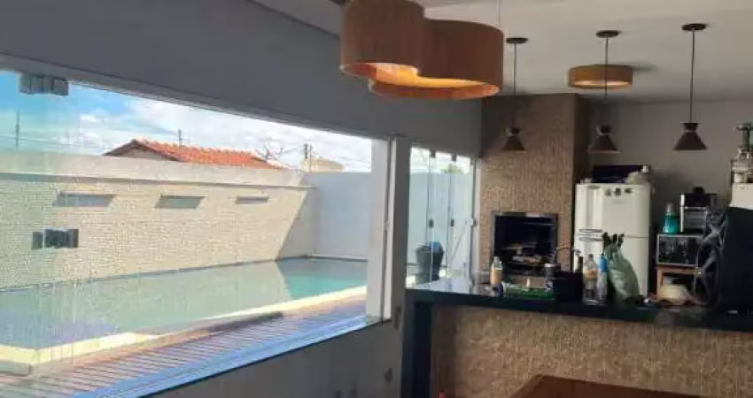 Casa com 3 quartos à venda na Rua Santa Terezinha, 77, Ikaray, Várzea Grande