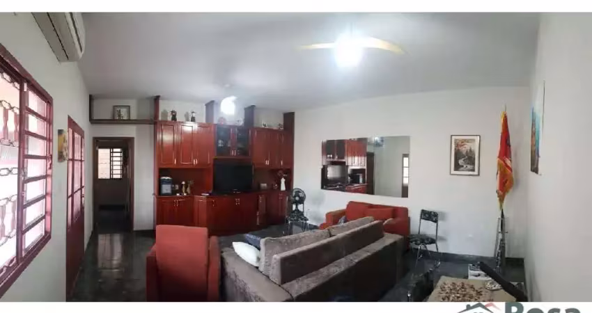 Casa com 4 quartos à venda na MARTINICA, 210, Jardim das Américas, Cuiabá