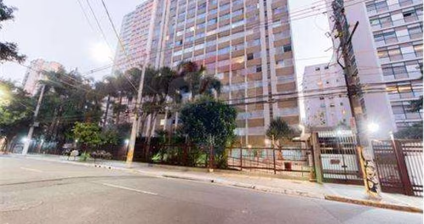 Excelente oportunidade nos Jardins 195m2 reformado, 3 dorms sendo 2 suites, proximo ao colegio Dante Aliguieri, na Alameda Lorena 1041.- R$3.690.000