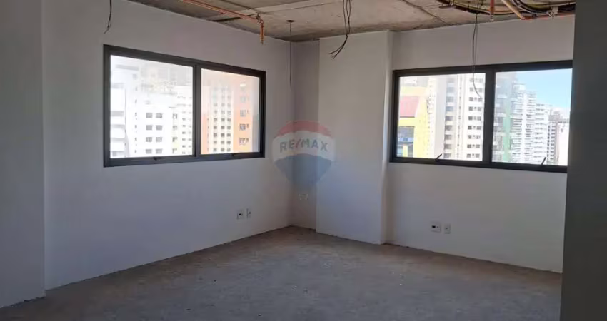 Sala comercial em perdizes 43m2 - 1 vg e 2 banheiros