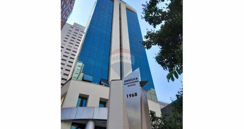 Vende Sala Comercial Reformada, 37 m²  Av. Angélica 1968, 1 vaga, lavabo, copa,  R$ 315.000,00, condomínio R$ 1308,00 IPTU R$ 433,00