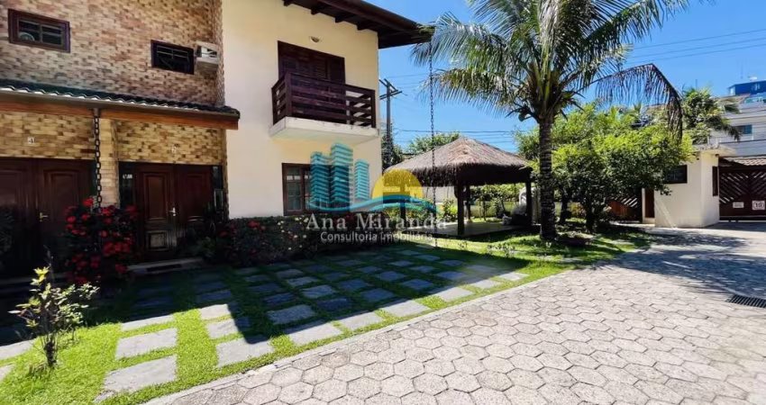 Casa em Condomínio para Venda em Bertioga, Maitinga, 3 dormitórios, 1 suíte, 4 banheiros, 2 vagas