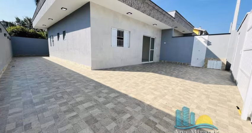 Casa para Venda em Bertioga, Maitinga, 2 dormitórios, 1 suíte, 2 banheiros, 4 vagas