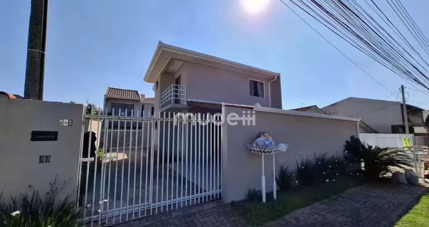 Sobrado à venda no bairro Xaxim - Curitiba/PR