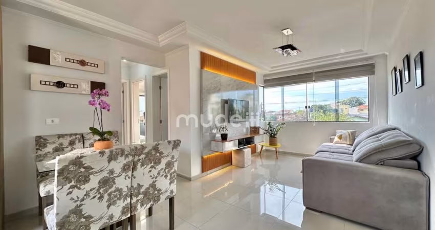Apartamento  semimobiliado no bairro Cidade Jardim