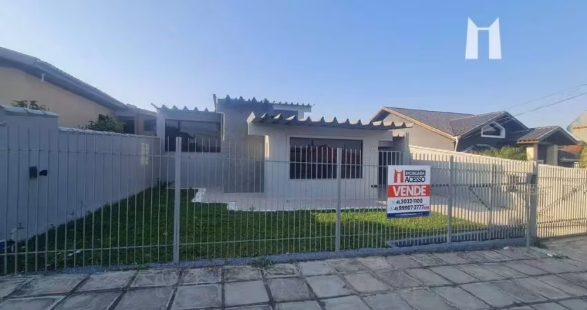 Sobrado com 3 dormitórios à venda, 151 m² por R$ 790.000,00 - Centro - Campo Largo/PR