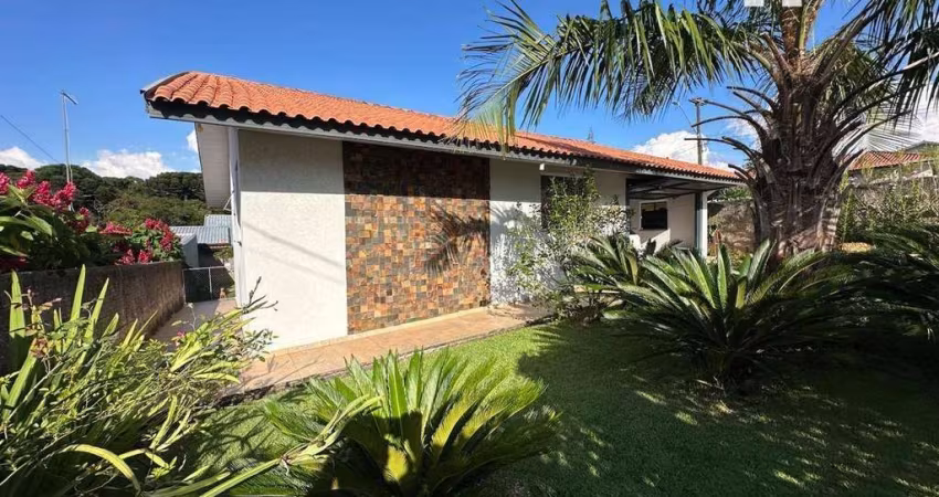 Casa com 3 dormitórios à venda, 130 m² por R$ 550.000,00 - Vila Nova - Campo Largo/PR