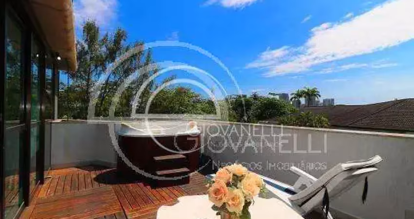 Cobertura  no jardim europa: 4 quartos, 4 suítes, 4 banheiros, 2 vagas, 220,00m² na barra da tijuca