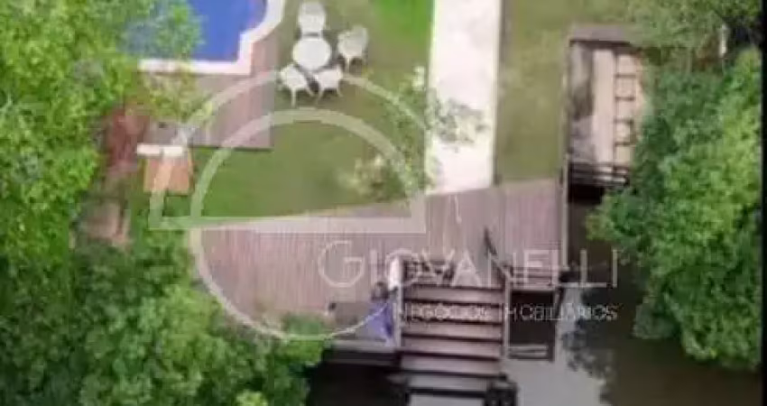 Casa na lagoa da tijuca - barra da tijuca -  5 minutos metrô - 5 quartos - deck para barco privativo