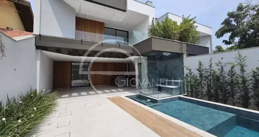 Casa em condomínio fechado com 4 quartos à venda na Rua Benjamim Magalhães, 28, Barra da Tijuca, Rio de Janeiro