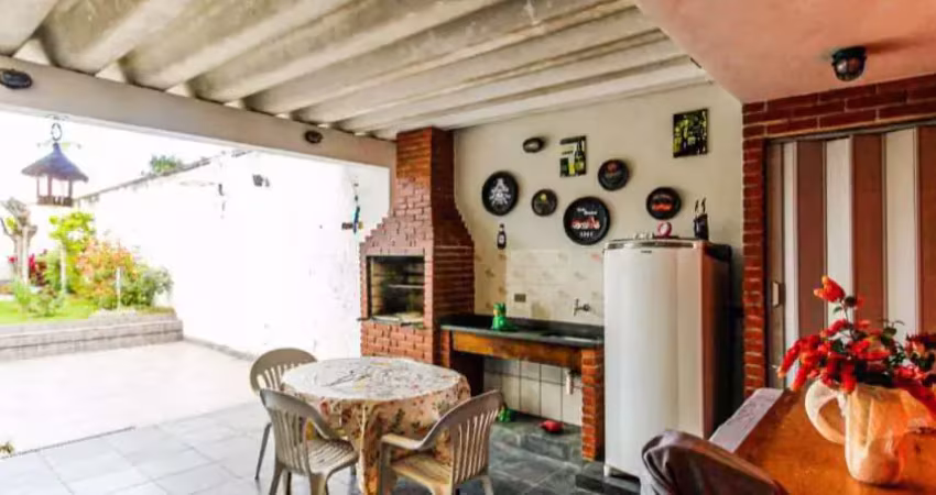 Casa térrea no campo belo com 193m² 3 dormitórios 1 suíte 3 banheiros 2 vagas de garagem