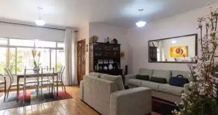 Sobrado á venda na vila mariana com  200m²  5 dormitórios  4 banheiros 2 vagas