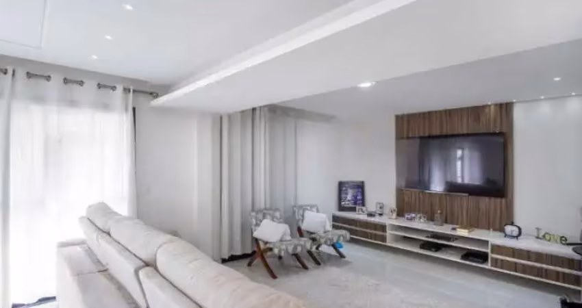 Apartamento á venda na vila mascote, com 3 suítes e 3 vagas.