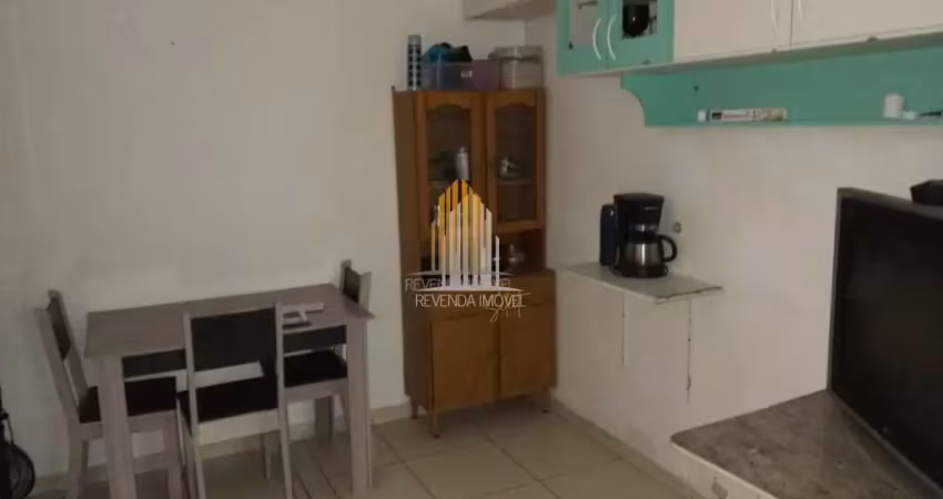 Sobrado residencial de 220m² possui 7 dormitórios, 2 salas e 2 vagas á venda na região de santo amar