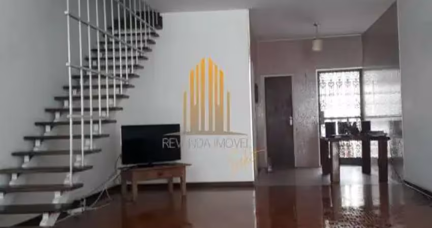 Sobrado com três dormitórios (uma suíte) e duas vagas à venda no santo amaro casa sobrado localizado
