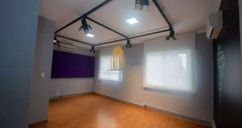 Saúde - casa comercial de 320m² com 10 salas, 4 banheiros e 3 vagas