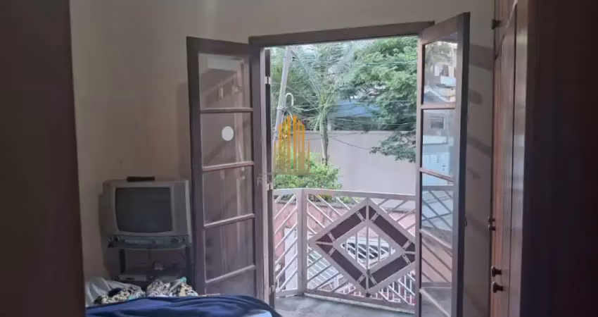 Morumbi, casa em rua fechada de 252m², 3 dormitórios, 5 vagas à venda.