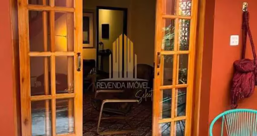 Vila clementino, sobrado residencial mobiliado de85m² com 2 dormitórios, 1 suíte, quintal, sem vaga.