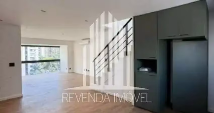 Apartamento à venda no  condomínio porto seguro em são paulo na vila andrade: 3 quartos, 1 suíte, 3 banheiros, 3 vagas de garagem, 220m² de área.