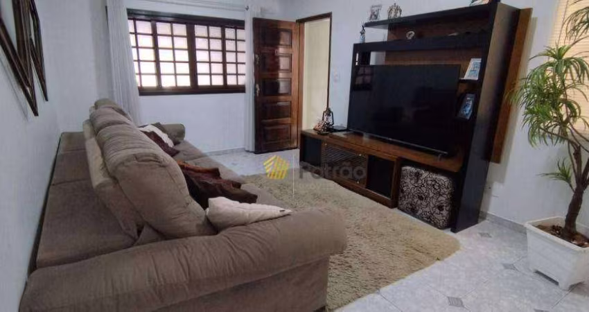 Sobrado em Santa Teresinha