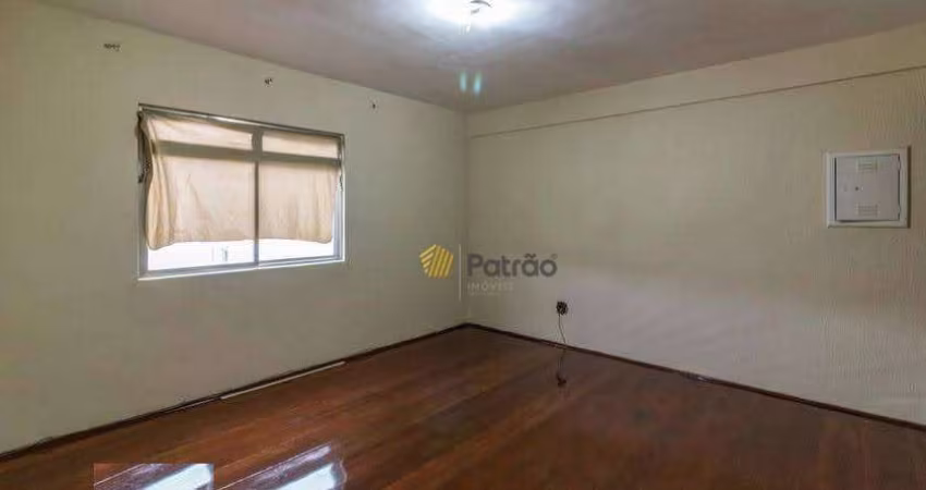 Apartamento em Vila Mussolini