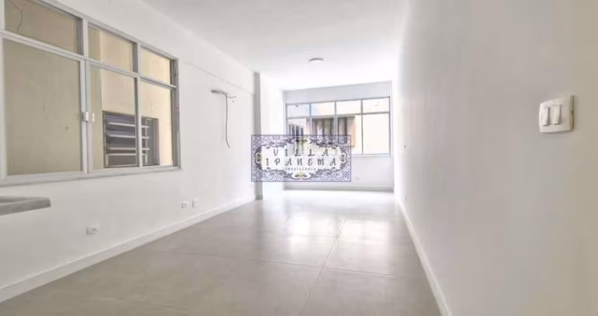 Sala comercial com 2 salas à venda na Rua Siqueira Campos, Copacabana, Rio de Janeiro