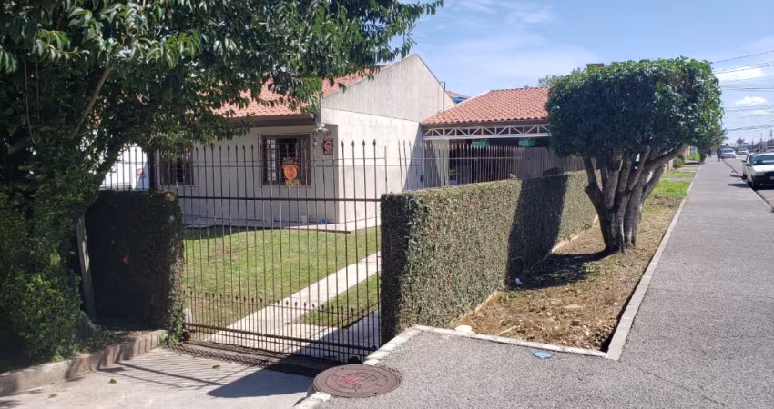Casa com 3 quartos em Pinhais