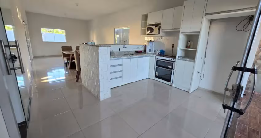 Vende-se casa em condomínio fechado condomínio gileade bairro recanto das pássaros
