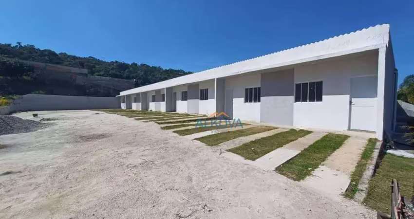 Casa com 2 dormitórios à venda, 64 m² por R$ 280.000,00 - Chácaras Pousada do Vale - São José dos Campos/SP