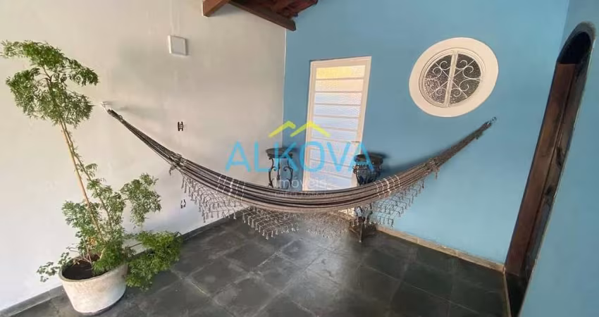 Casa com 3 dormitórios à venda, 113 m² por R$ 650.000,00 - Jardim das Indústrias - São José dos Cam