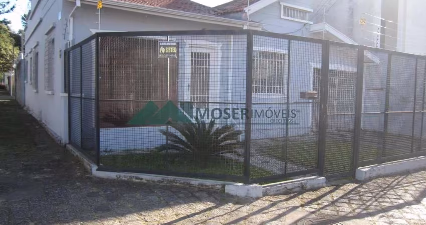 Casa Comercial para alugar, 122.00 m2 por R$ 3450.00 - Reboucas - Curitiba/PR