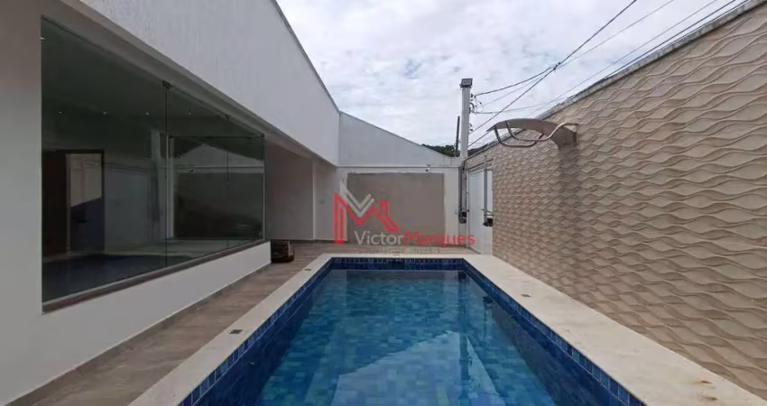 Casa com 3 dormitórios, sendo 2 suítes e piscina com cascata  à venda, 200 m² por r$ 3.200.000 - canto do forte - praia grande/sp