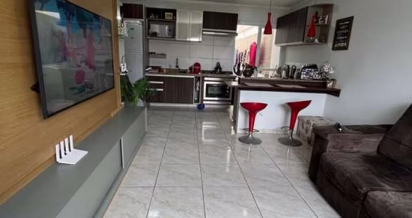 Apartamento Padrão 2 dormitórios com Pátio
