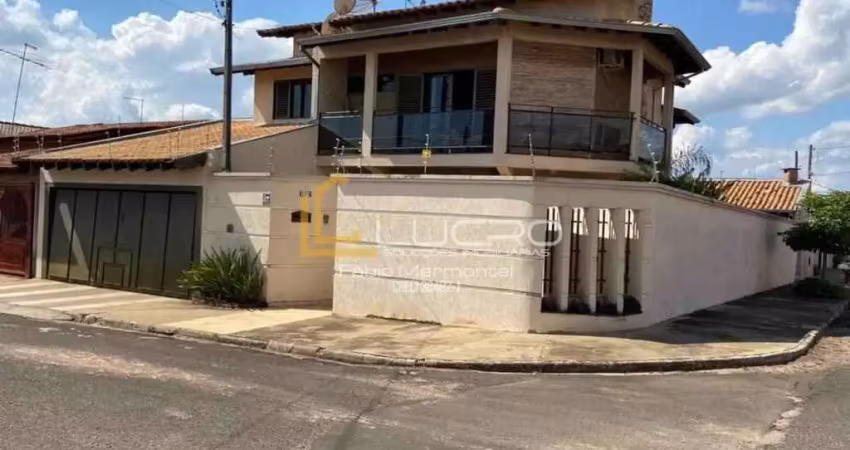 Casa com 5 quartos à venda no Jardim Marcia, Agudos 