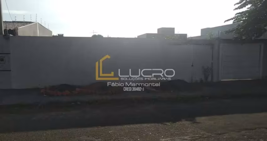 Terreno à venda no Jardim Petrópolis, Bauru 