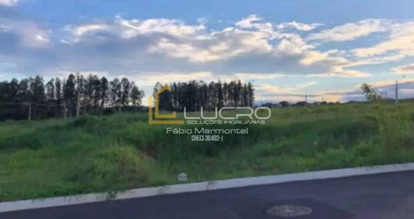 Terreno à venda no Residencial Villa de Leon, Piratininga 